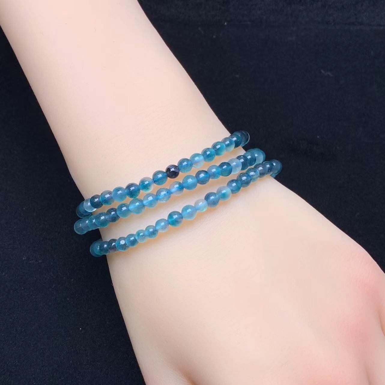 Devil blue Chalcedony (dyed) 3circle bracelet 4mm 1pc (SL774)