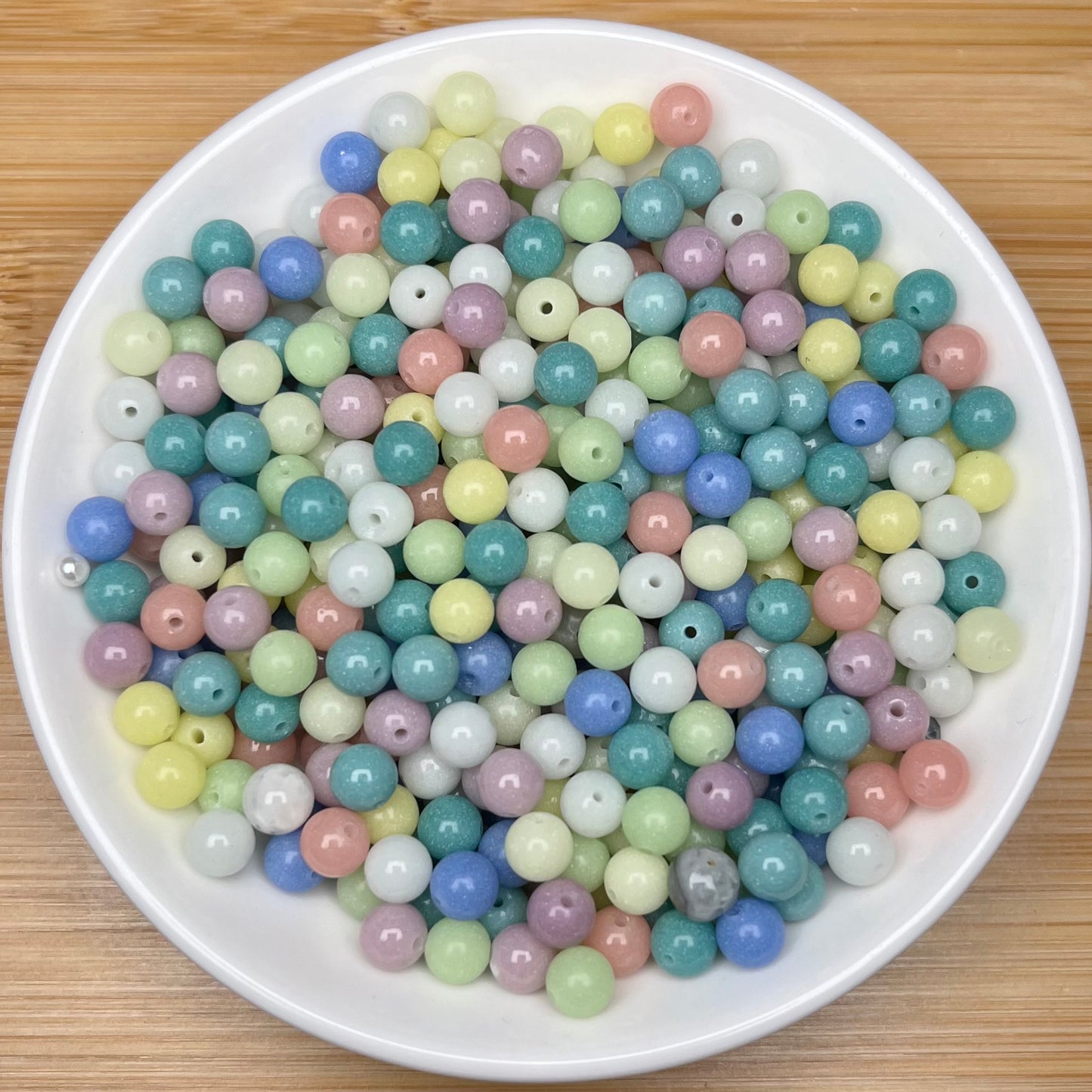 Leuchtende Jade (synthetisch) 1 KAUFEN, 1 GRATIS Kristallperle 168 Stück_ 1 Schale 6mm (BOGO79)