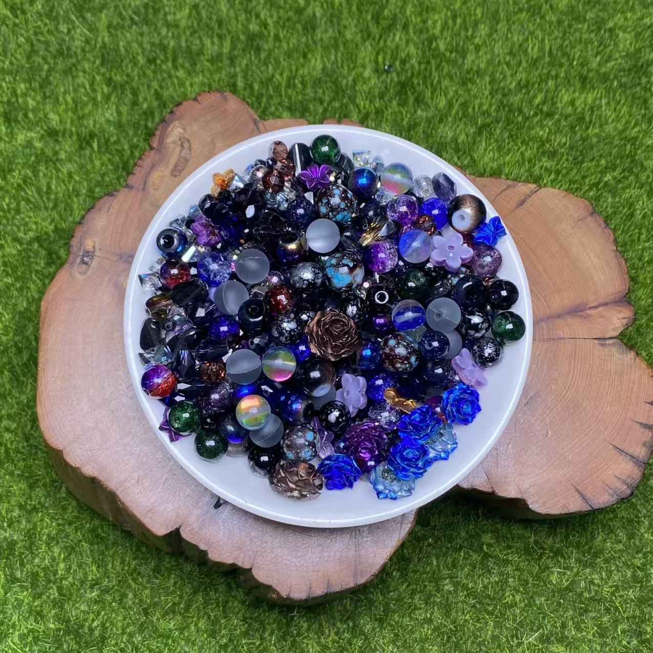 1 tazón (60g) de cuentas brillantes mixtas--felicidad