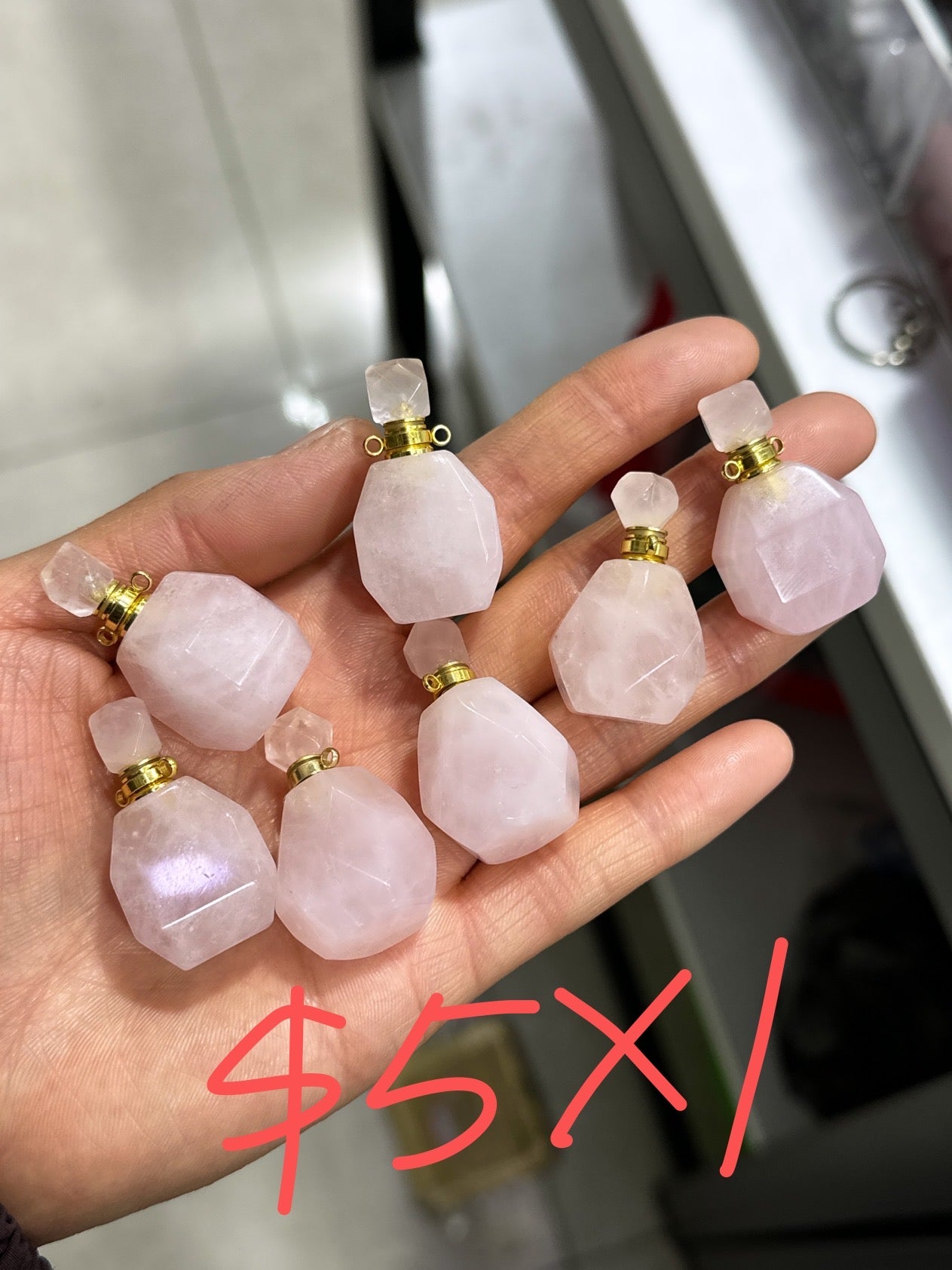 Annie Gallagher /Facebook/Luna 1.12