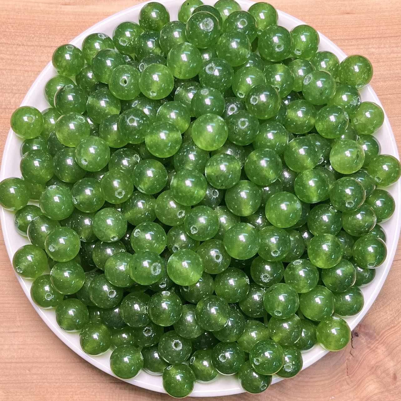 Green chalcedony(DYED) BUY 1 GET 1 FREE bead 132pcs_ 8mm 1 bowl(BOGO46)