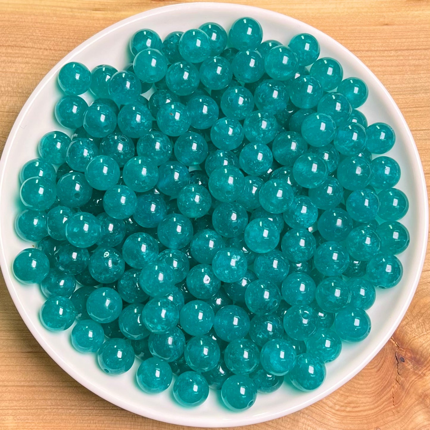 Teel Chalcedony(DYED) bead 132pcs_ 1 bowl 8mm(DYED17)