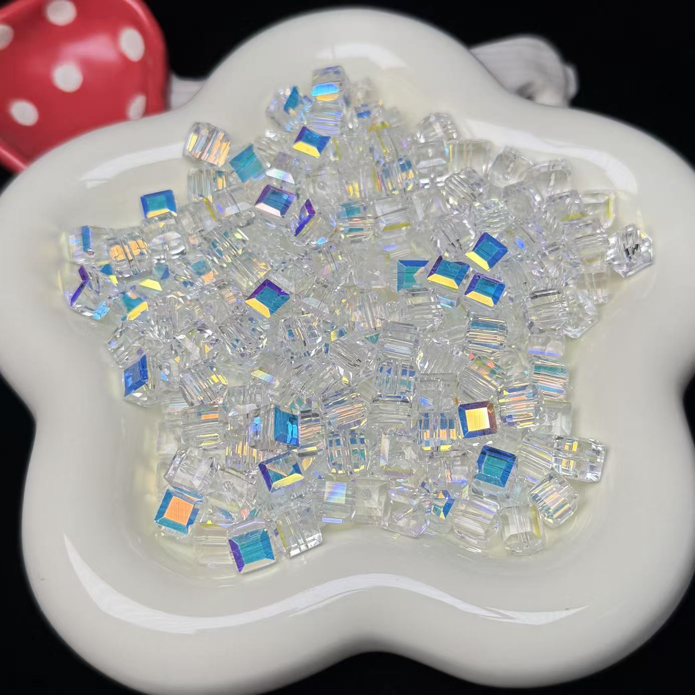 Angel Aura Cube Glass Bead 7mm(GL 2)