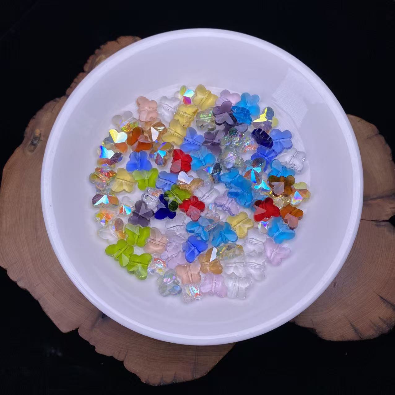 1 tazón (60g) de cuentas brillantes mixtas--felicidad