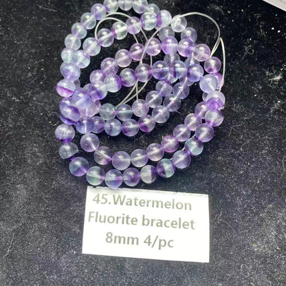 Eine Schale Kristallperlen – Felicity – kann 6 Armbänder herstellen. 6.15
