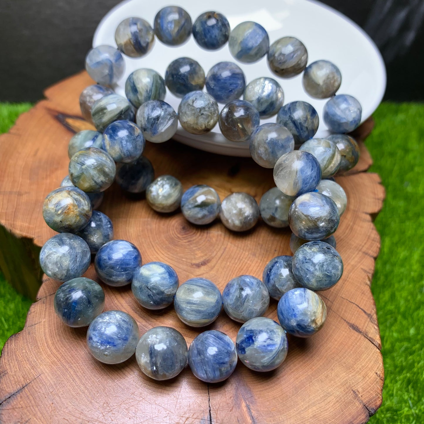 Brazil Oil Painting Kyanite bracelet 11mm 1pc（SL352）