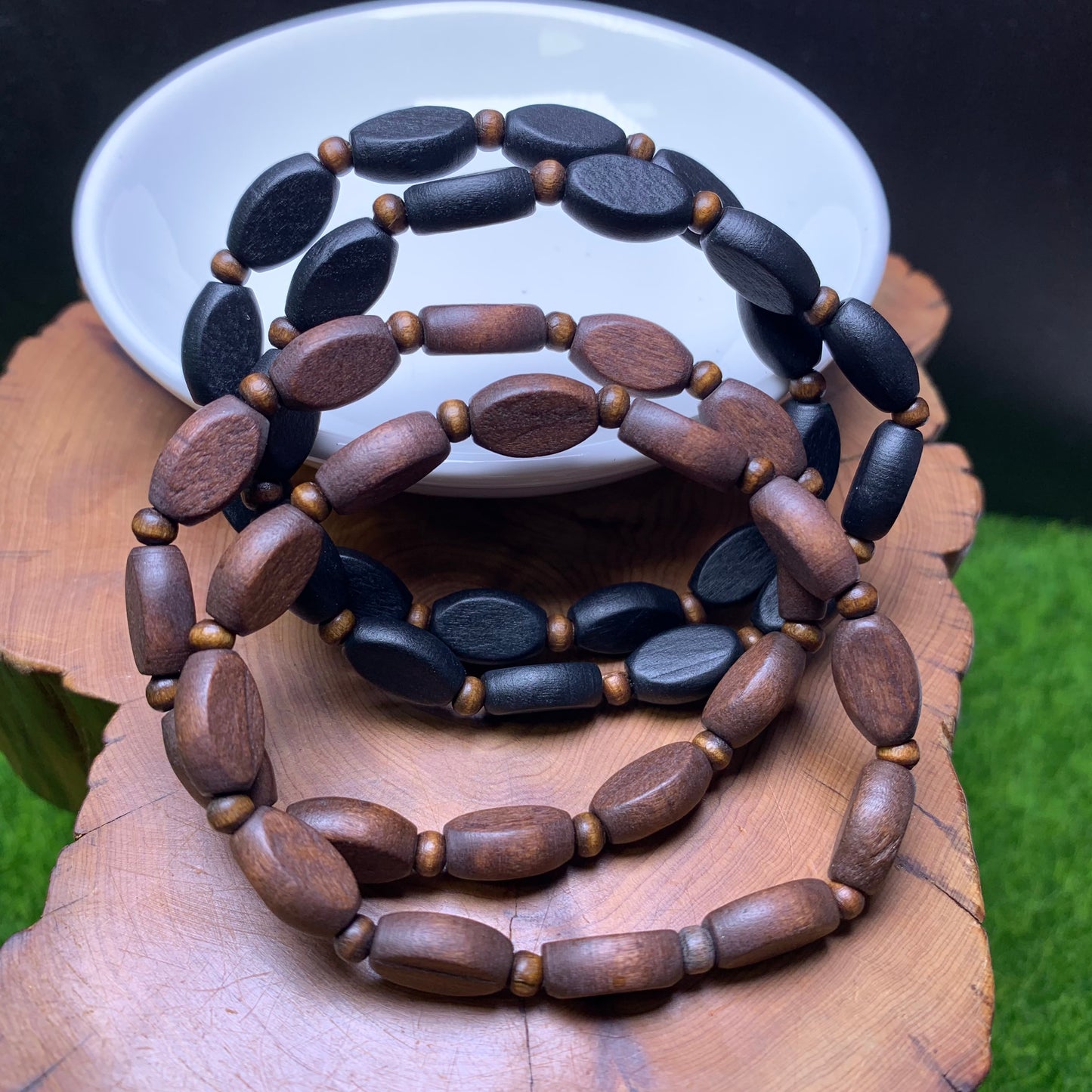 Coffee pine wood bracelet 7*12mm 1pc(SL675) Random