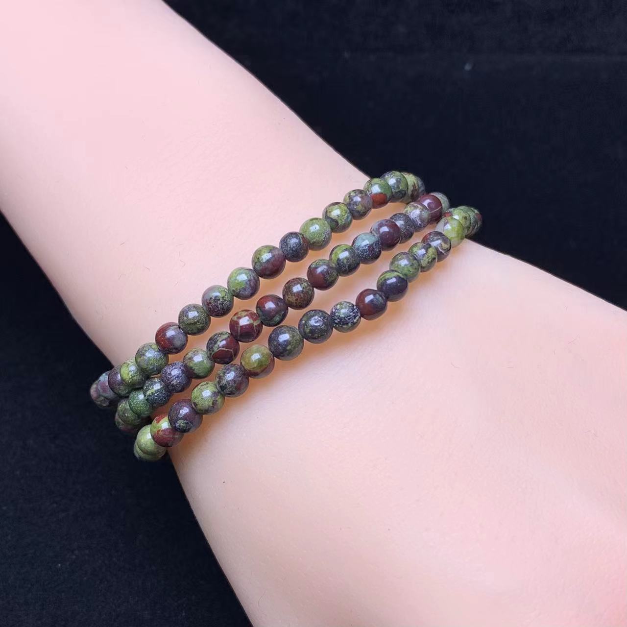 Dragon Blood Jasper 3circle bracelet 4mm 1pc (SL737)