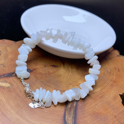 White Moonstone chip bracelet 1pc (SL875)