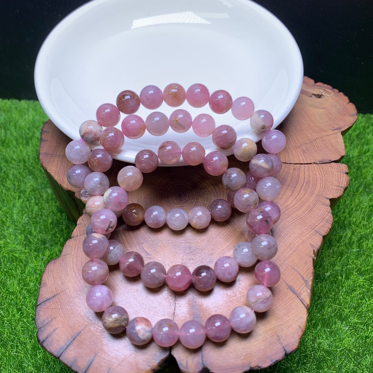 Lavender Rose Quartz bracelet 8mm (SL984)