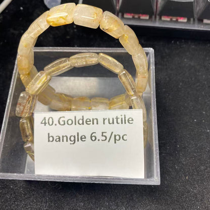 Eine Schale Kristallperlen – Felicity – kann 6 Armbänder herstellen. 6.15