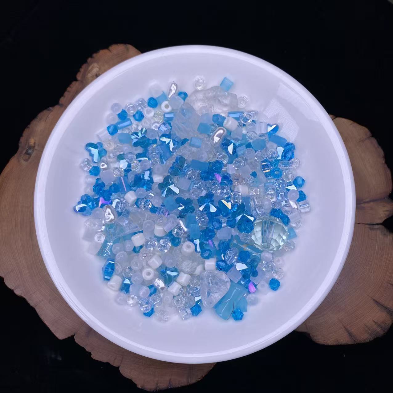 1 tazón (60g) de cuentas brillantes mixtas--felicidad