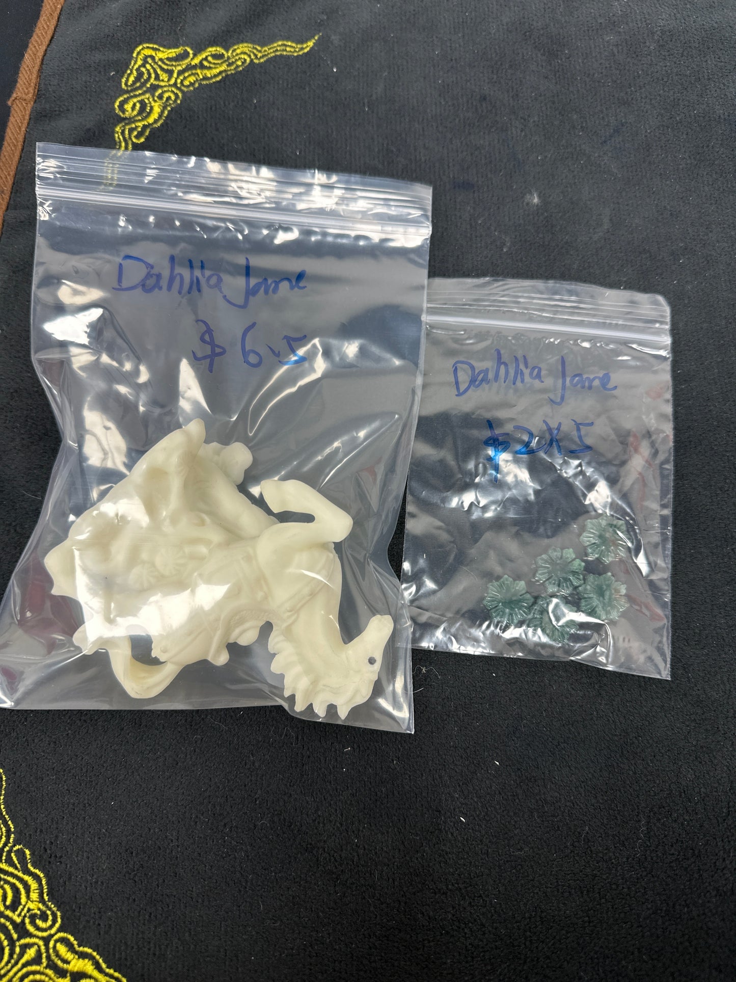 Dahlia Jane/Facebook/Luna 12.24QSSJ