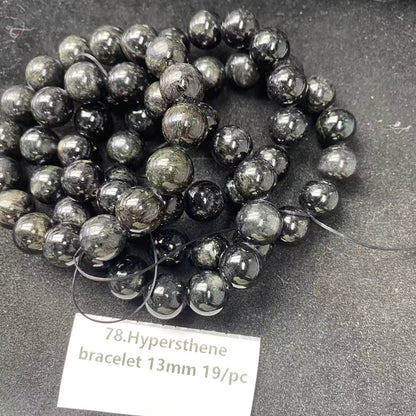 Eine Schale Kristallperlen – Felicity – kann 6 Armbänder herstellen. 6.15