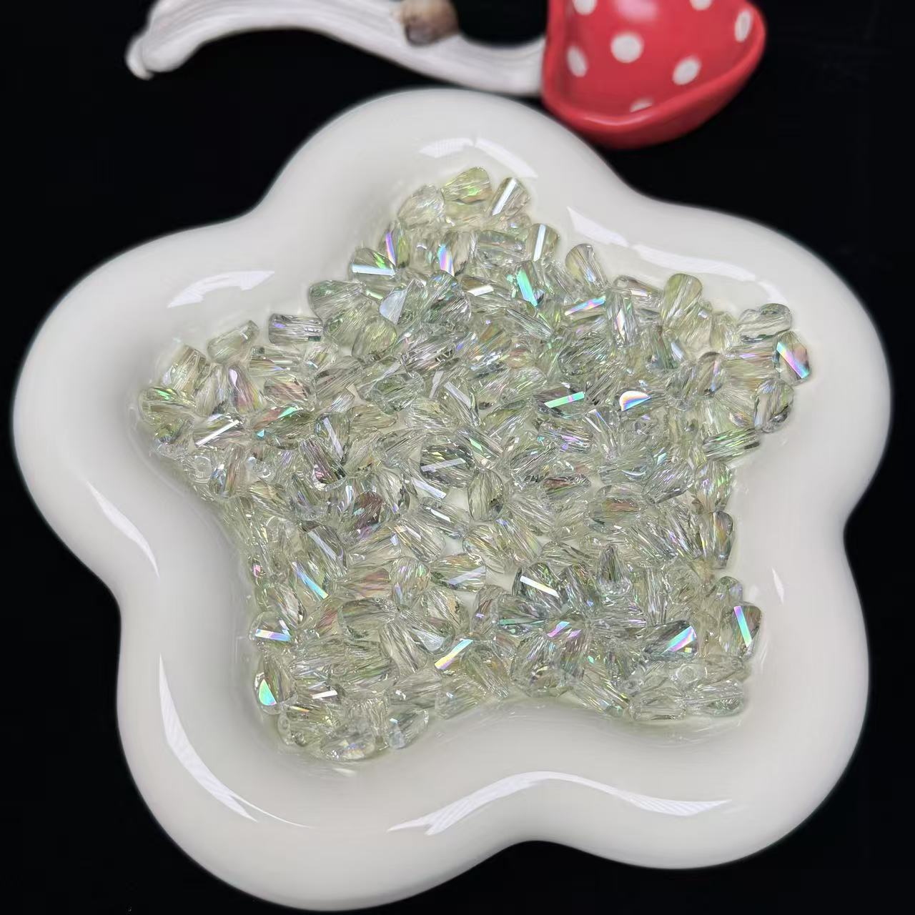 Spring Green Twisted Glass Bead 6*9mm(GL 14)  