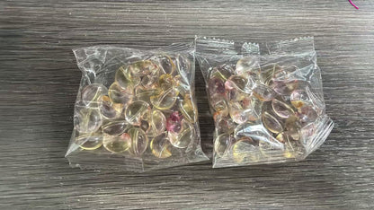 Glass bead