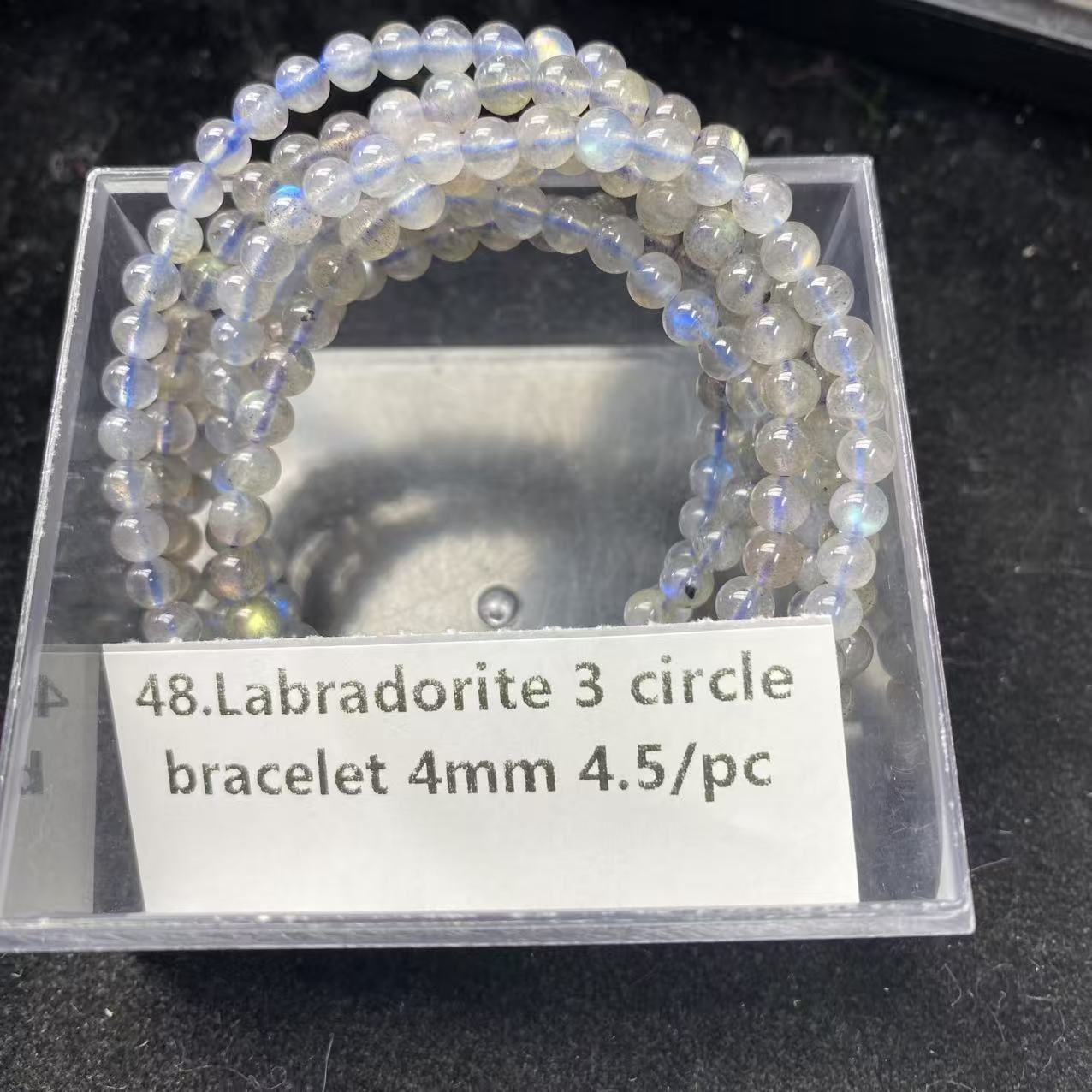 Eine Schale Kristallperlen – Felicity – kann 6 Armbänder herstellen 6.11