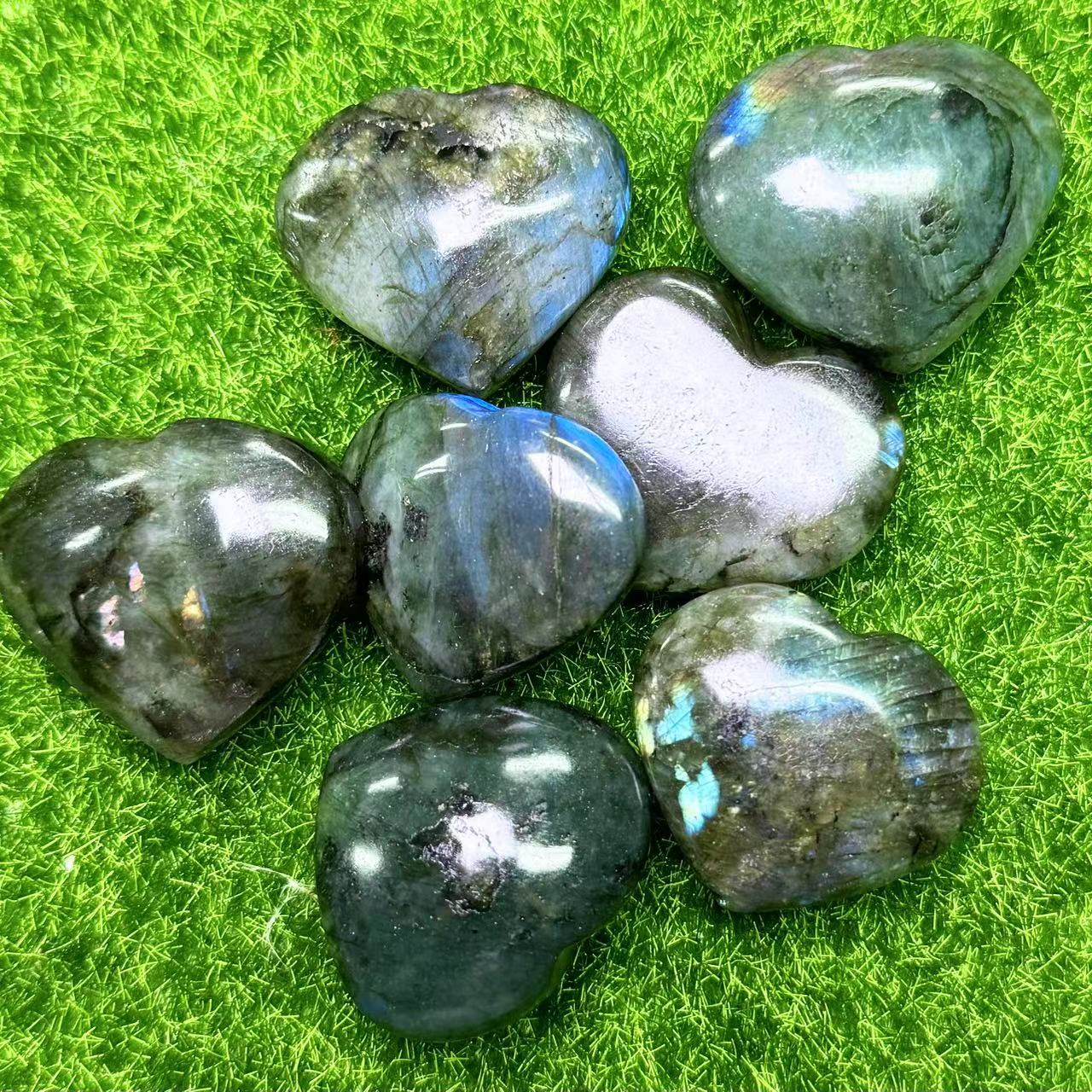 Labradorite heart palm 210g（5-8pcs）