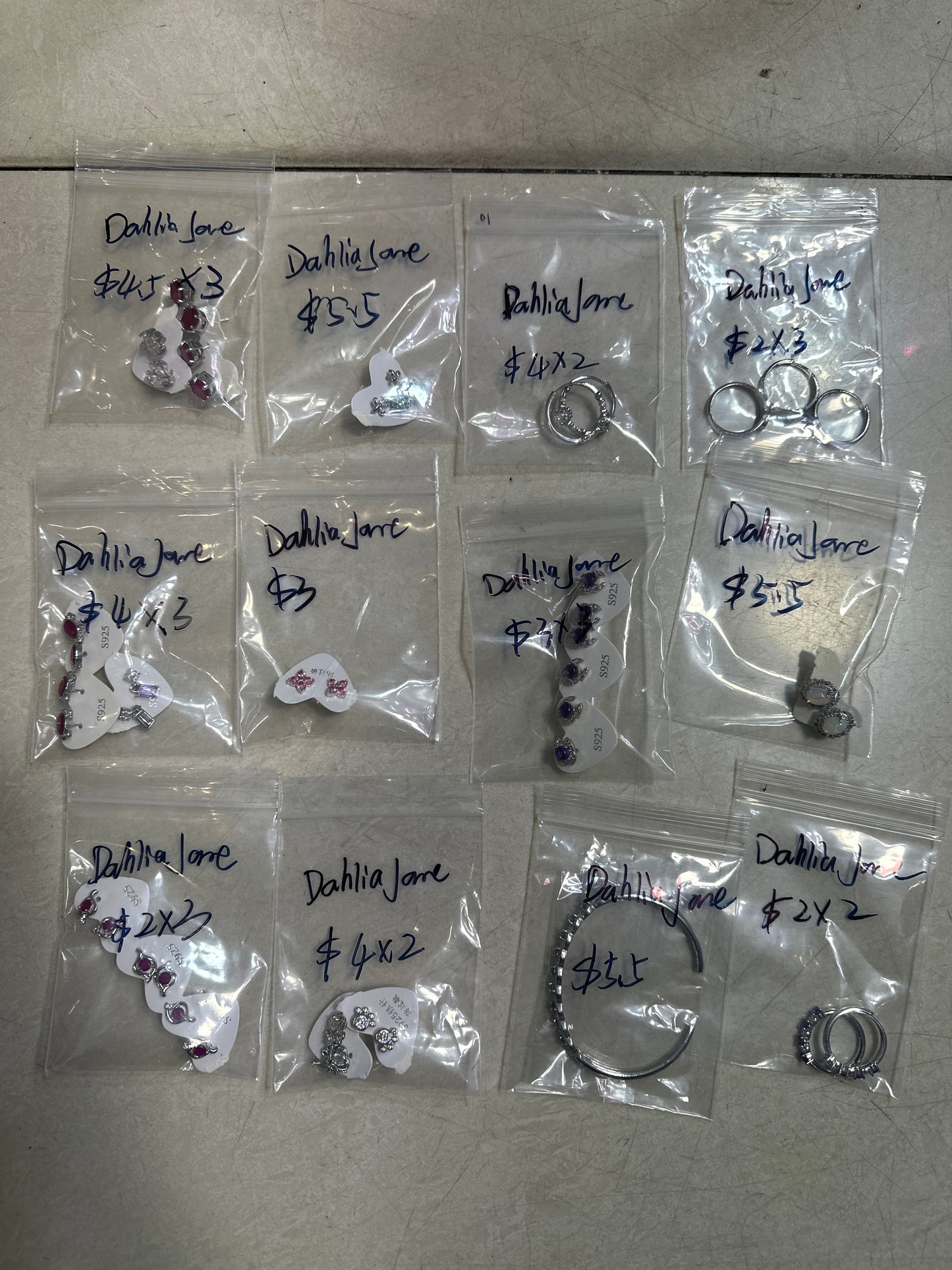 Dahlia Jane /Facebook/Luna 1.13MR QZH