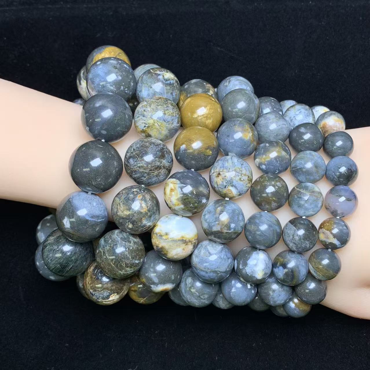 Galaxy Agate（blue opal symbiosis）bracelet 1pc （12mm-19mm）