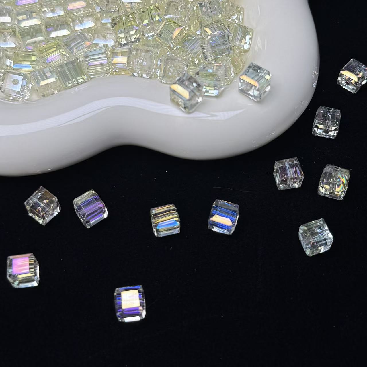 Lemon Yellow Aura Cube Glass Beads 7mm (GL 7)
