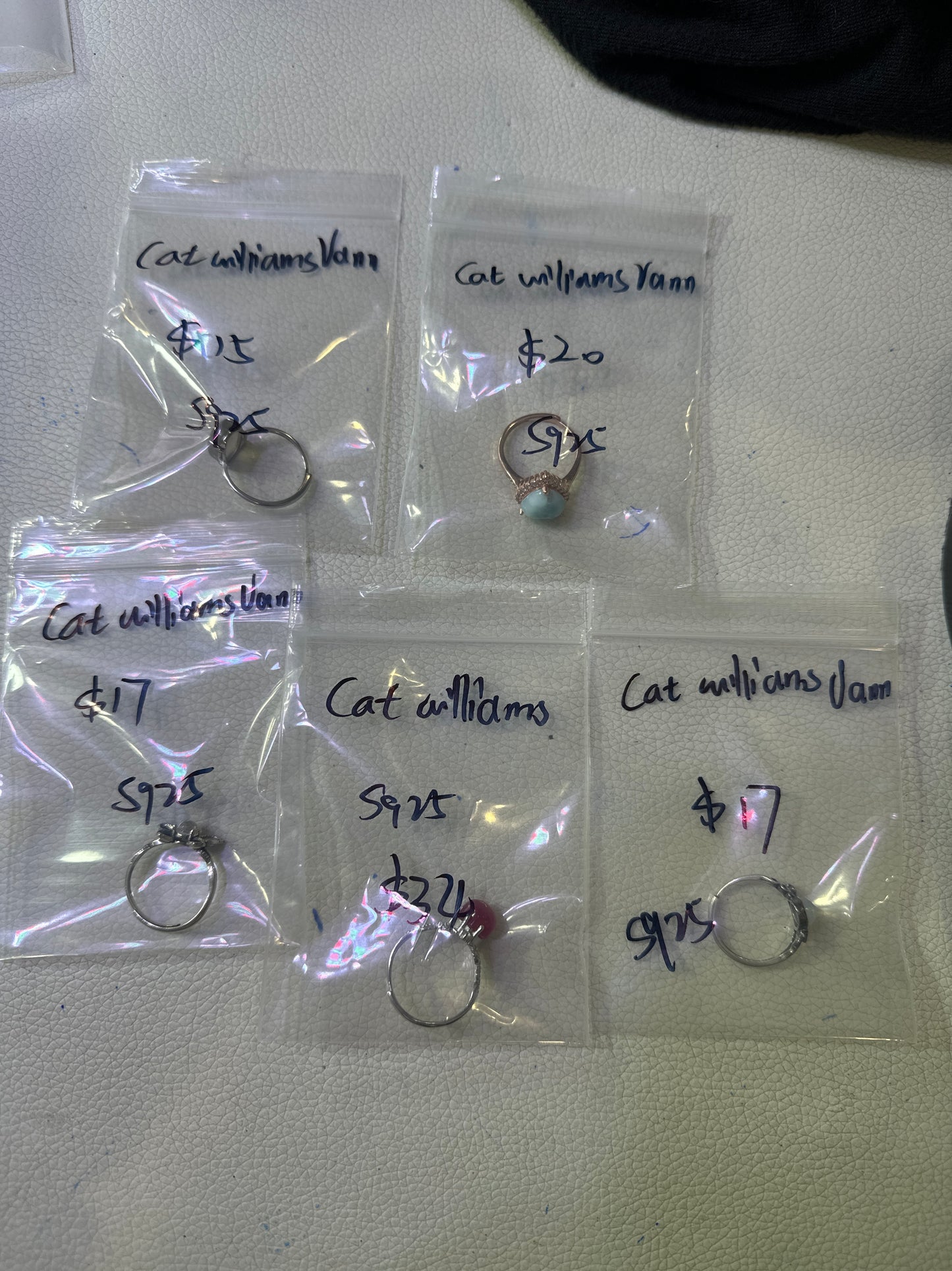 Cat Williams vann/Facebook/Luna 1.13QSSJ