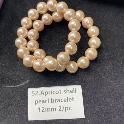 Eine Schale Kristallperlen – Felicity – kann 6 Armbänder herstellen. 6.15