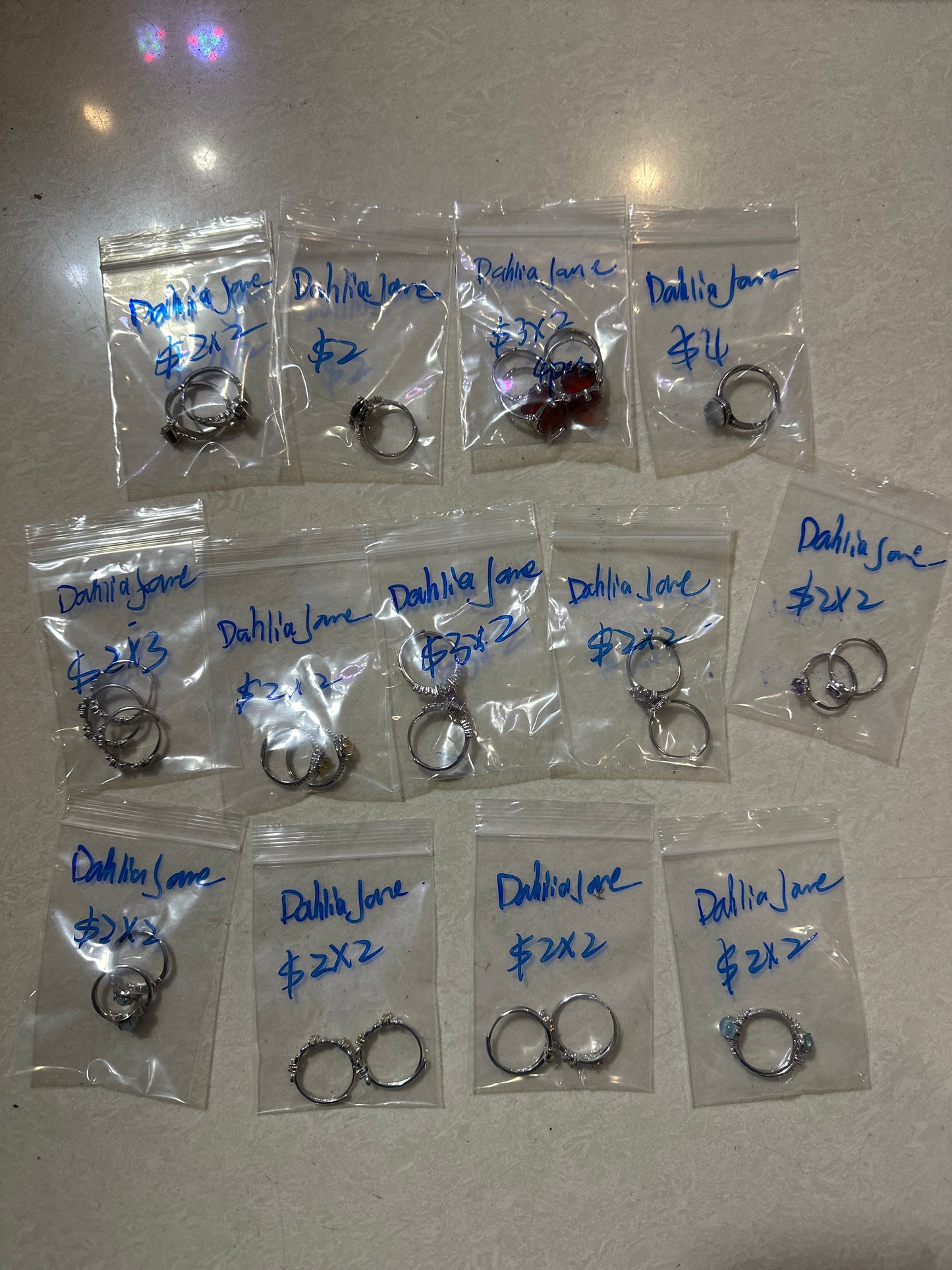 Dahlia Jane/Facebook/Luna 12.31QSSJ