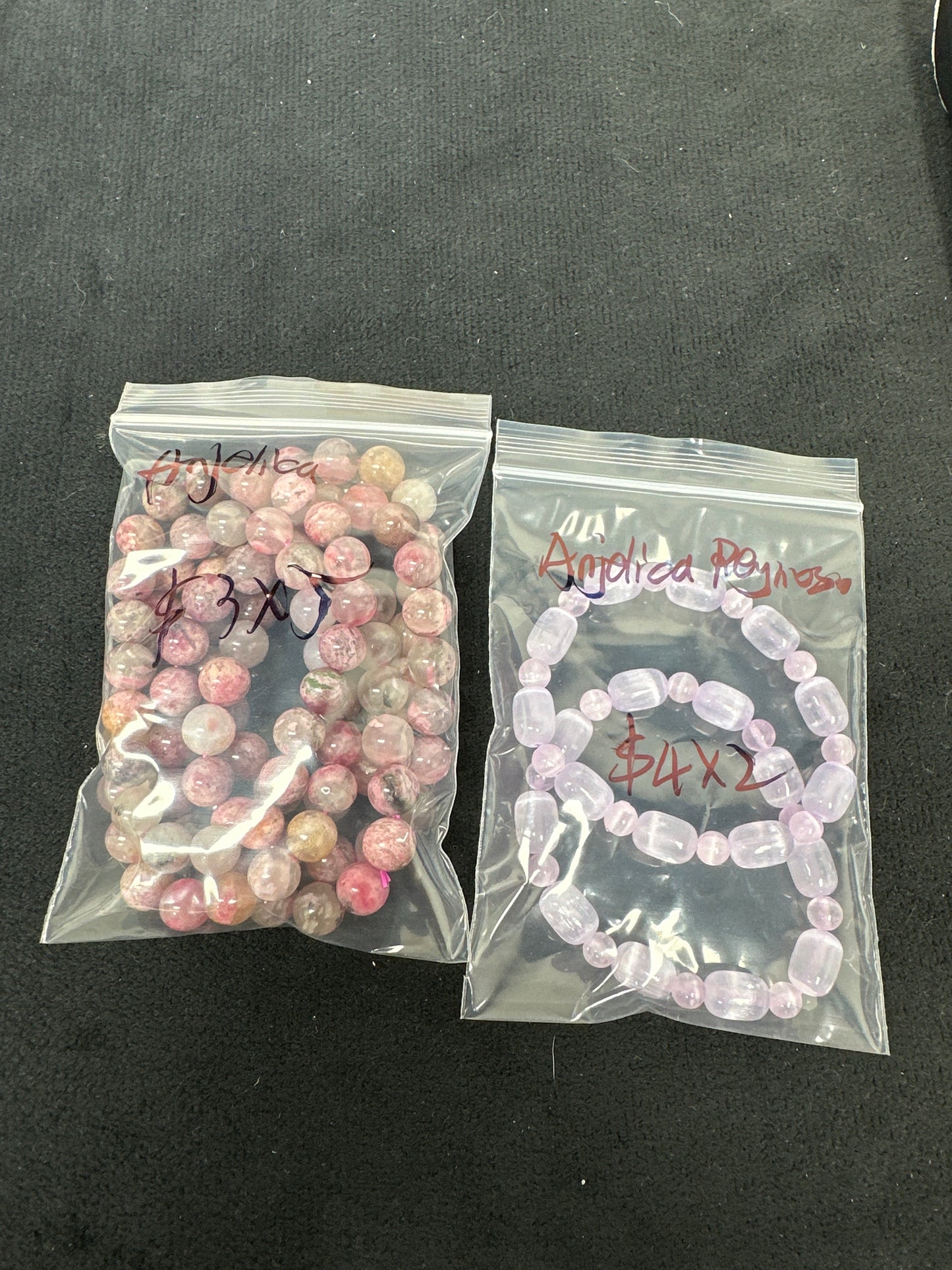 Anjelica reynoso/Facebook/Luna 10.18