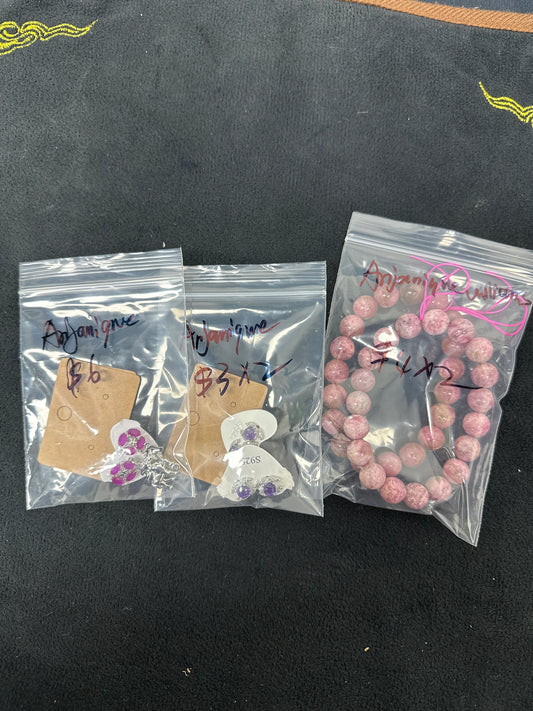 Anjanique Williams/Facebook/Luna 1.12