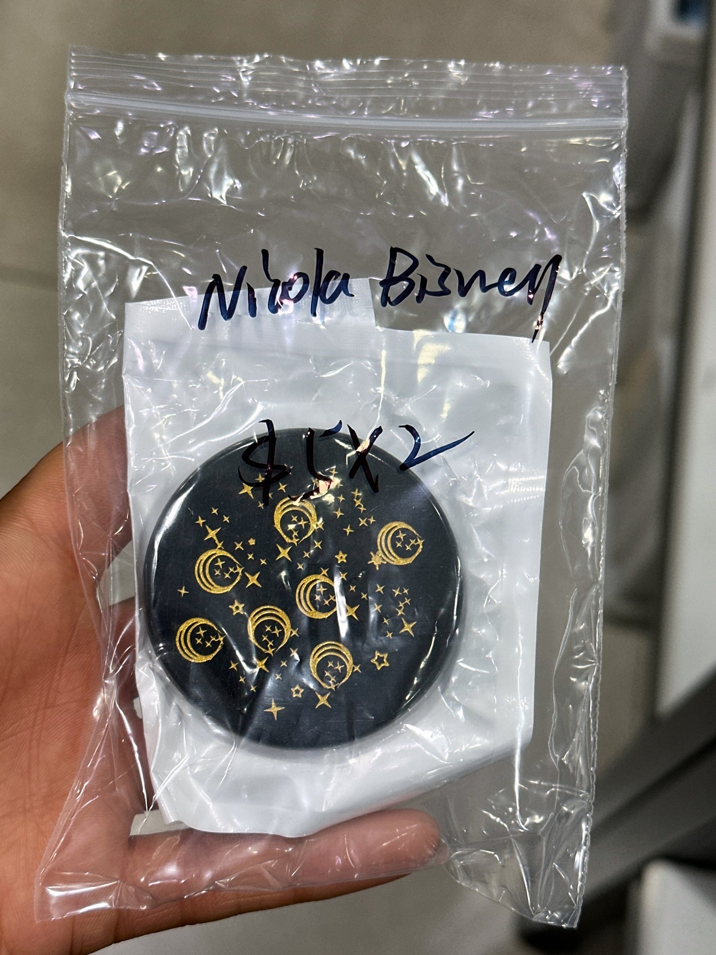 Nicola biswell/Facebook/Luna 1.10MR