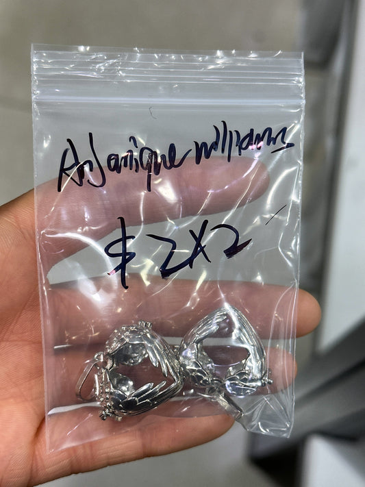 Anjanique Williams/Facebook/Luna 1.10MR