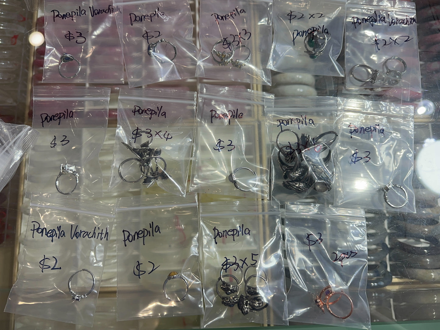 Ponepila vorachith/Facebook/Luna 10.17QSSJ和XFRS