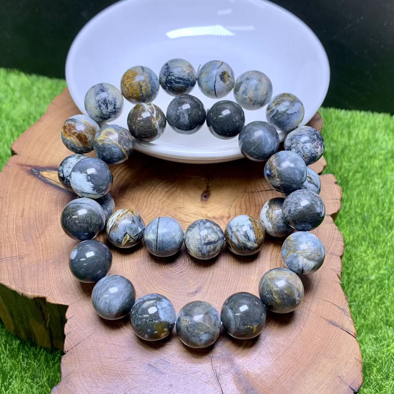 Galaxy Agate（blue opal symbiosis）bracelet 1pc （12mm-19mm）