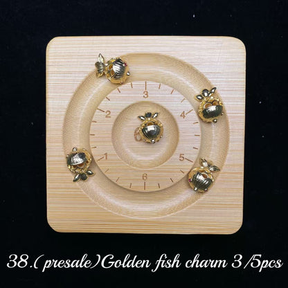 One bowl crystal bead- Felicity-can make 6pcs bracelets 8.26