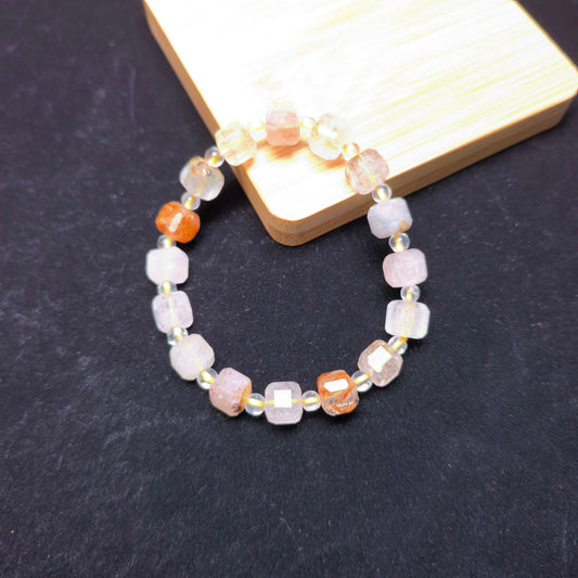 Pulsera de Cuarzo de Jardín Arcoíris en forma de cubo de azúcar 7mm 1pc (SL719)