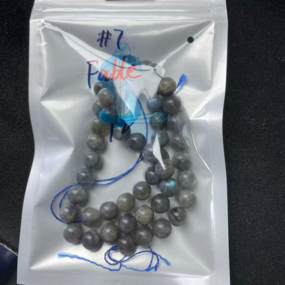 Eine Schale Kristallperlen – Felicity – kann 6 Armbänder herstellen. 6.15