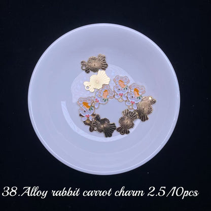 One bowl crystal bead- Felicity-can make 6pcs bracelets 9.18