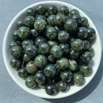 Peridot  bead _ 11mm- 12mm/1 bowl   23$/2spoon 36pcs(VIP80)