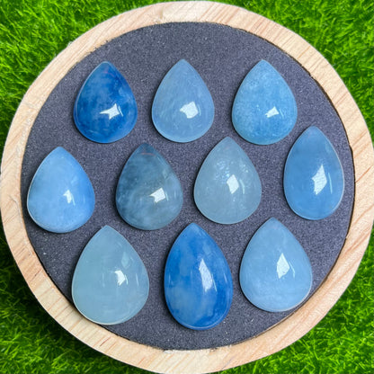 Aquamarine cabochon 10pc bag （A）