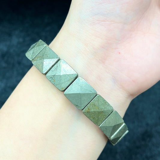 Pyrite Square Facets flat bangle