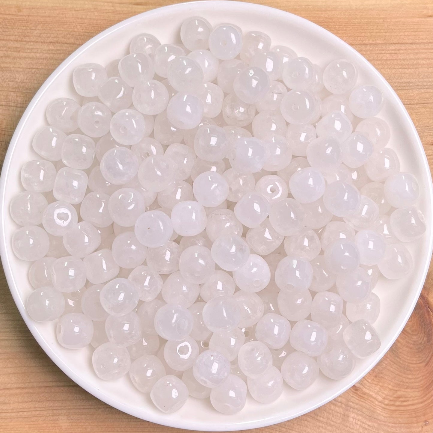 White Chalcedony bead 132pcs_ 1 bowl 8mm(OLD6)